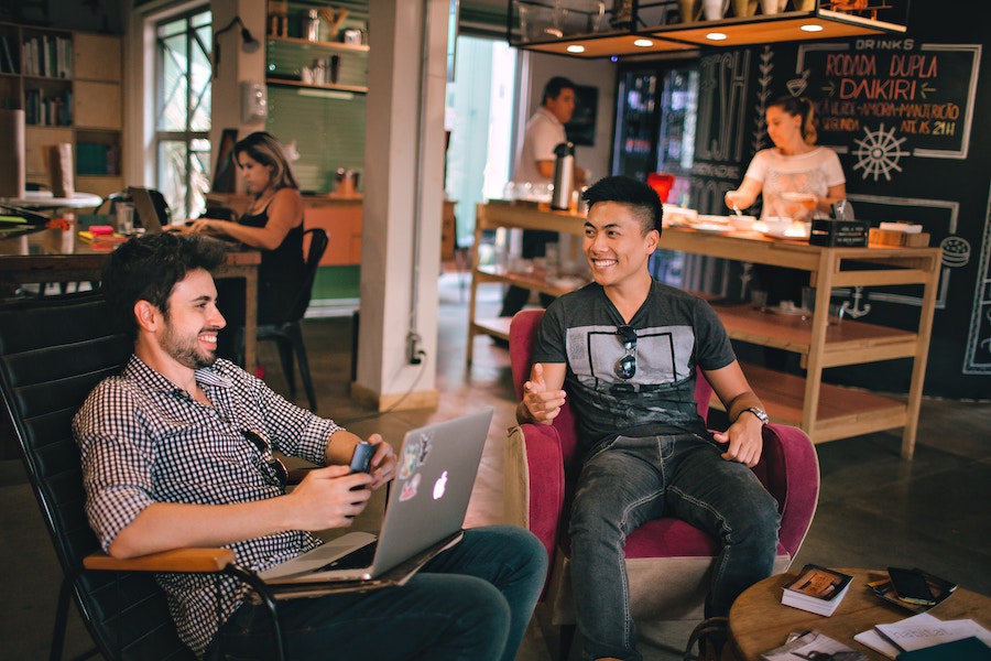 Should I Stay in a Hostel for My Holiday? Hostels Pros vs Cons