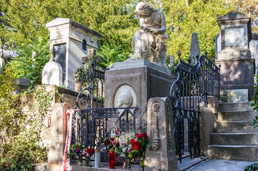 Cimetière du Père Lachaise Paris beautiful cemeteries