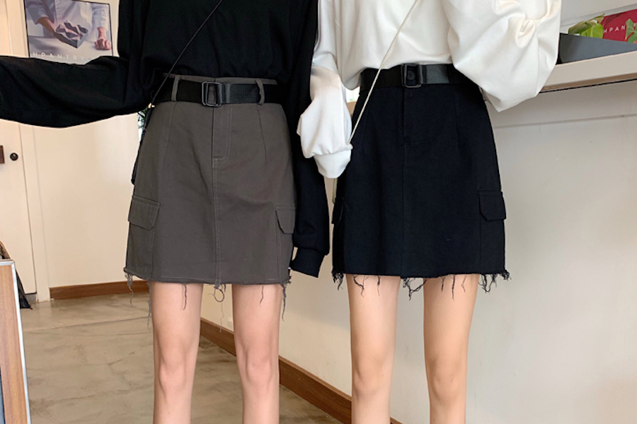 '90s Autumn Fashion Cargo-Styled Distressed A-Line Belted Mini Skirt