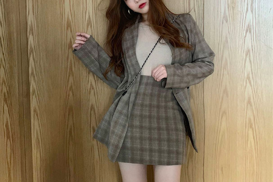 '90s Autumn Fashion Two Piece Plaid Blazer and Mini Skirt 