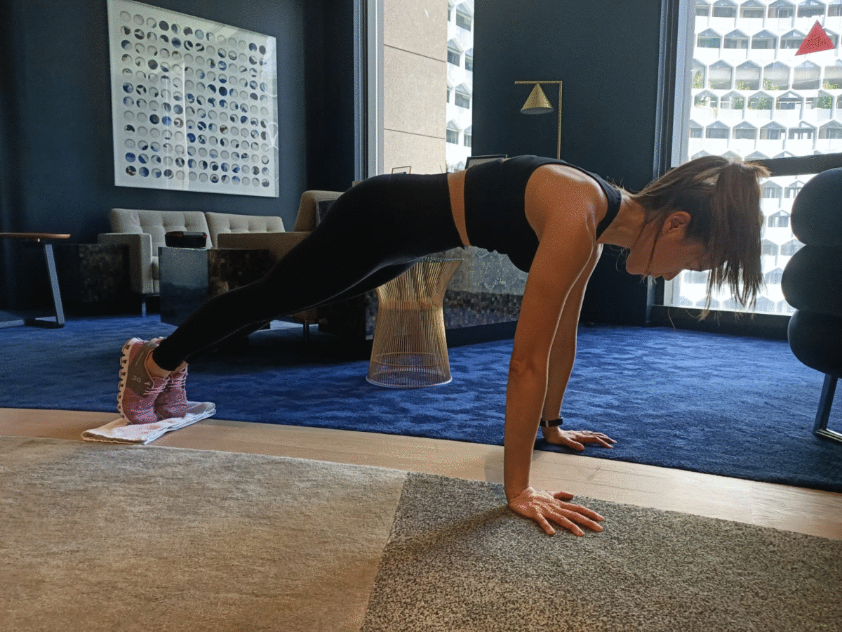 Sliding Plank to Knee Tuck Bodyweight Exercises