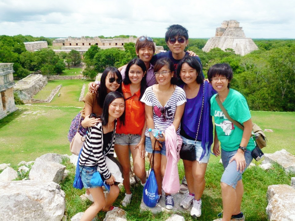 Mexico Summer Exchange mayan ruins group photo