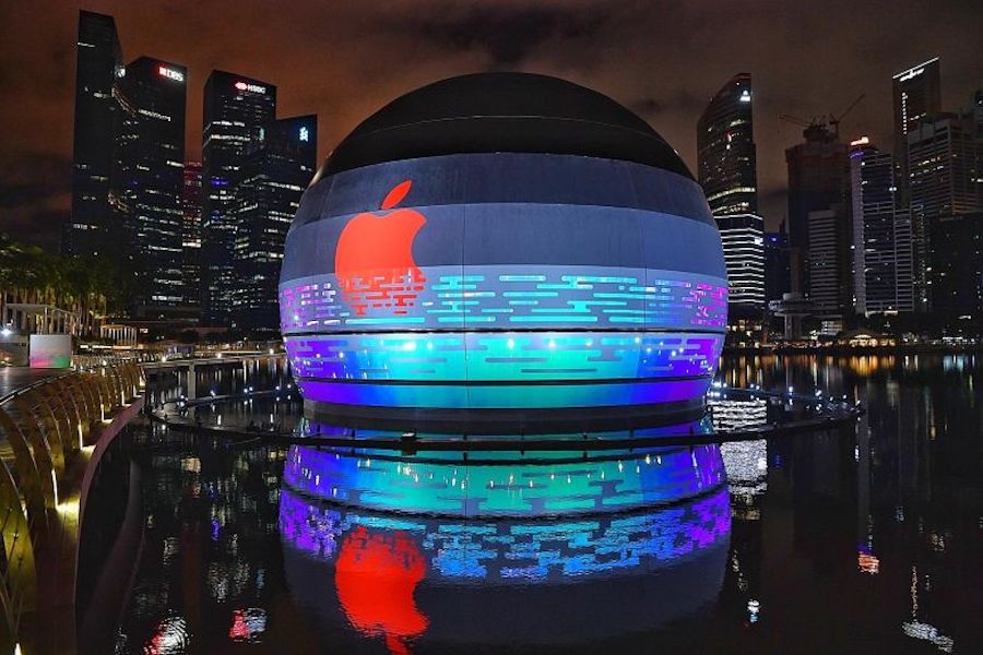 The World's First Floating Apple Store: Singapore Apple Store at Marina Bay Sands