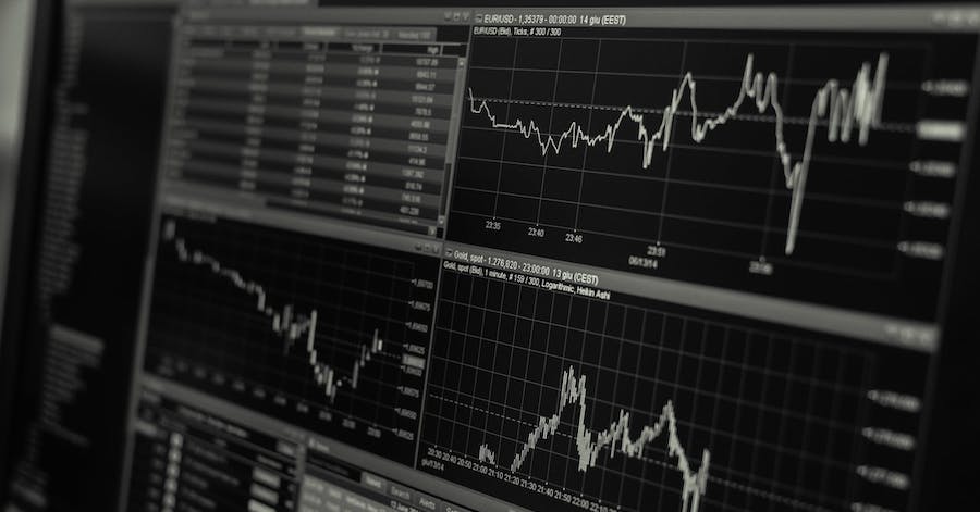 How To Save More On Overseas Online Shopping: Exchange Rate Guide