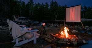 8 Best Projectors From S$94.80 Found On Amazon US For A Hassle-free Theatre Set-up (2021)