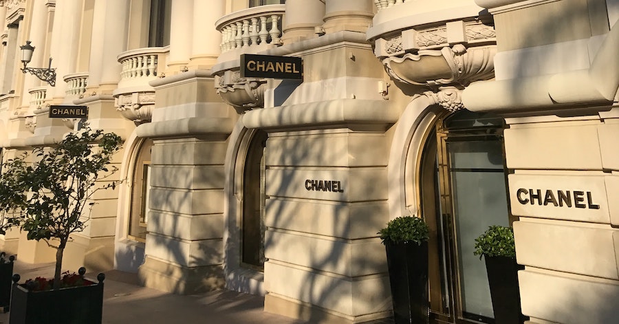 Shopping For Chanel Bags: Best Cards For Biggest Savings (2022)