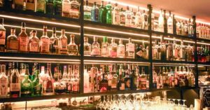 Best Singapore Happy Hour Deals 2022 | Telok Ayer