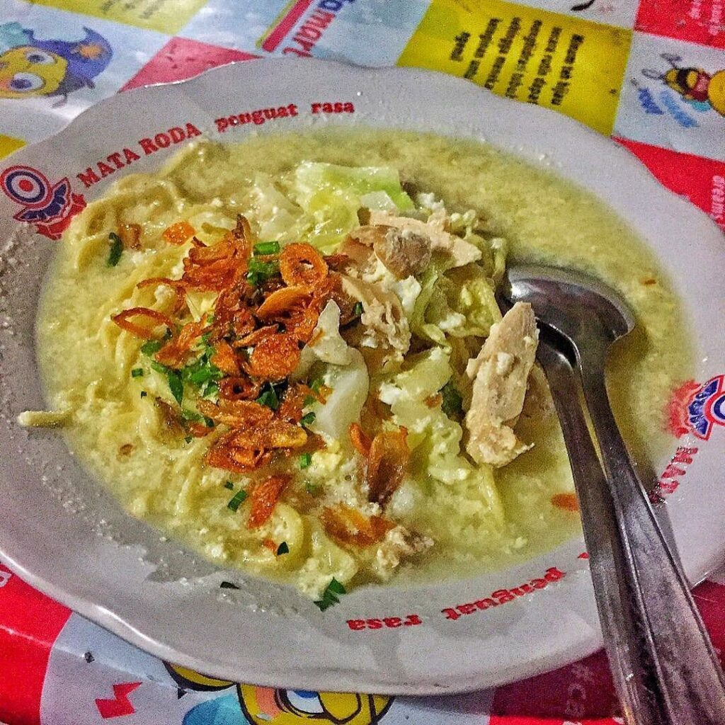 A bowl of bakmi jawa, Javanese noodles with chicken and fried shallots