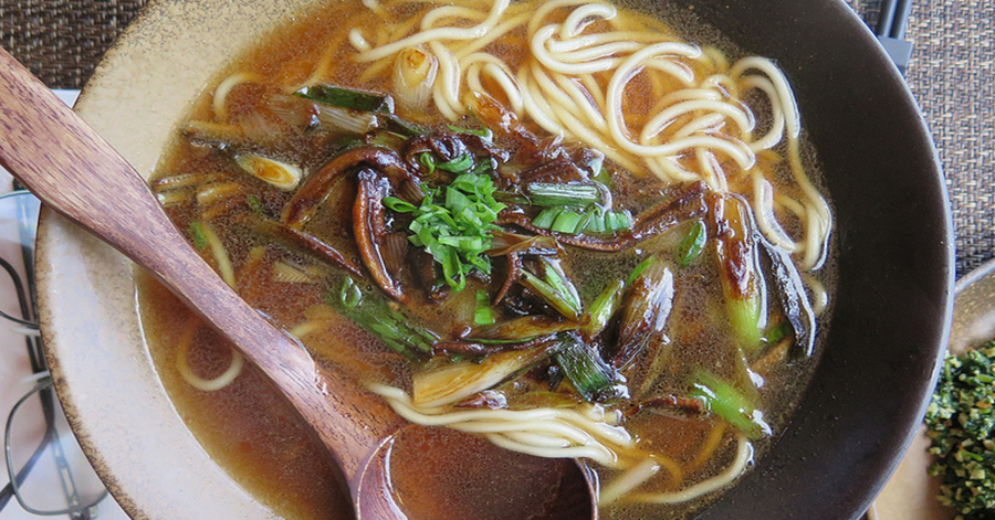 Unique Food In Taiwan To Try Your Hand (Or Mouth) At