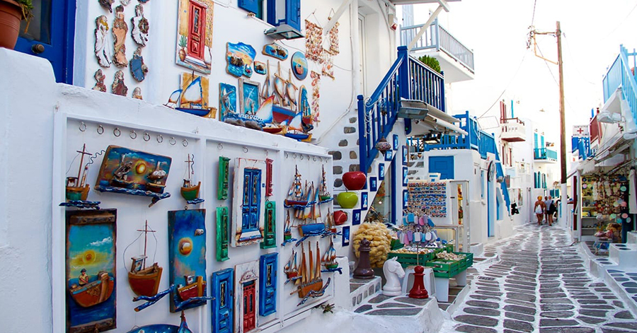 Luxury Boutiques on Mykonos