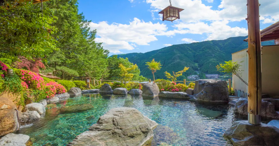 The Best Japanese Onsens And Ryokans To Stay At In Japan 2023