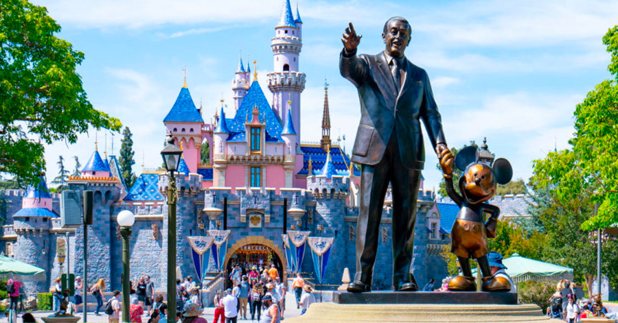 Ranking Disneylands Around The World 2023