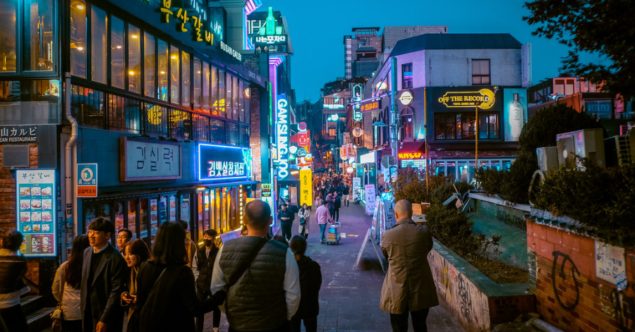 What To Do in Seoul For Free 2024 Itaewon