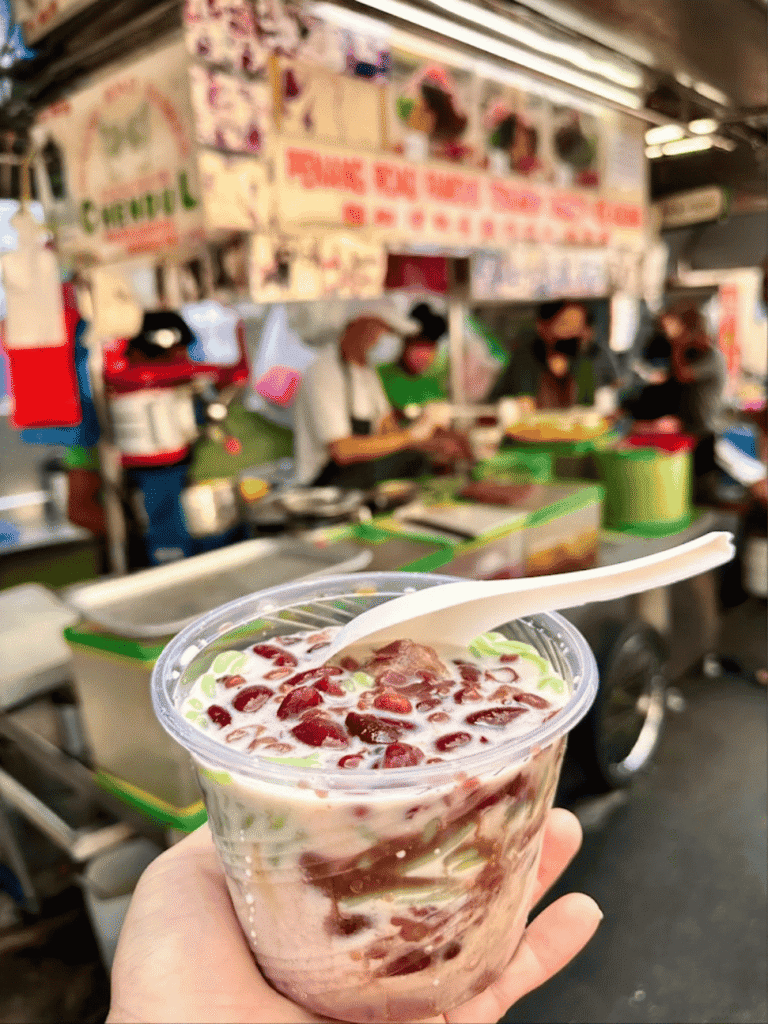 things to do in penang: penang road famous teochew cendol