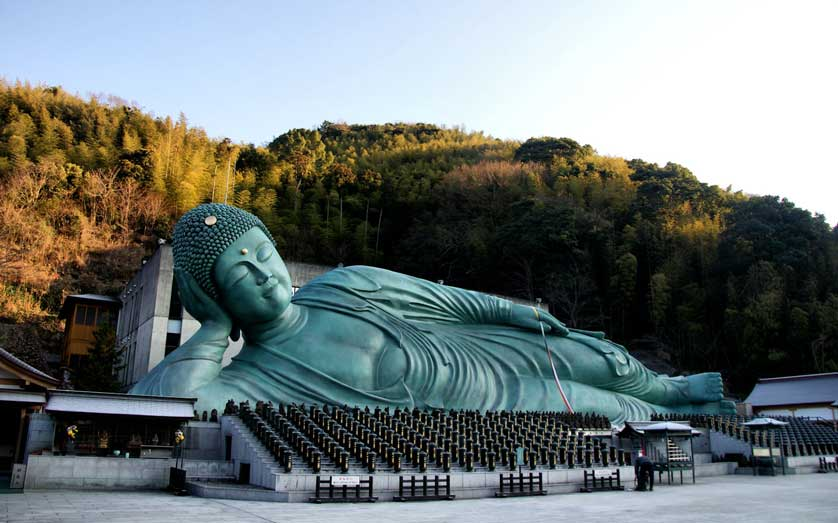 Things To Do In Fukuoka, Japan - Nanzoin Temple