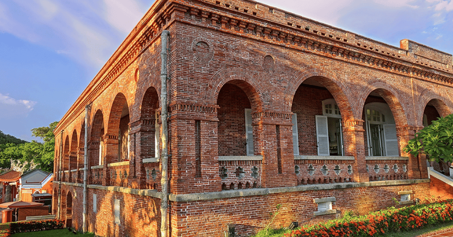 things to do in kaohsiung: old british consulate at takao
