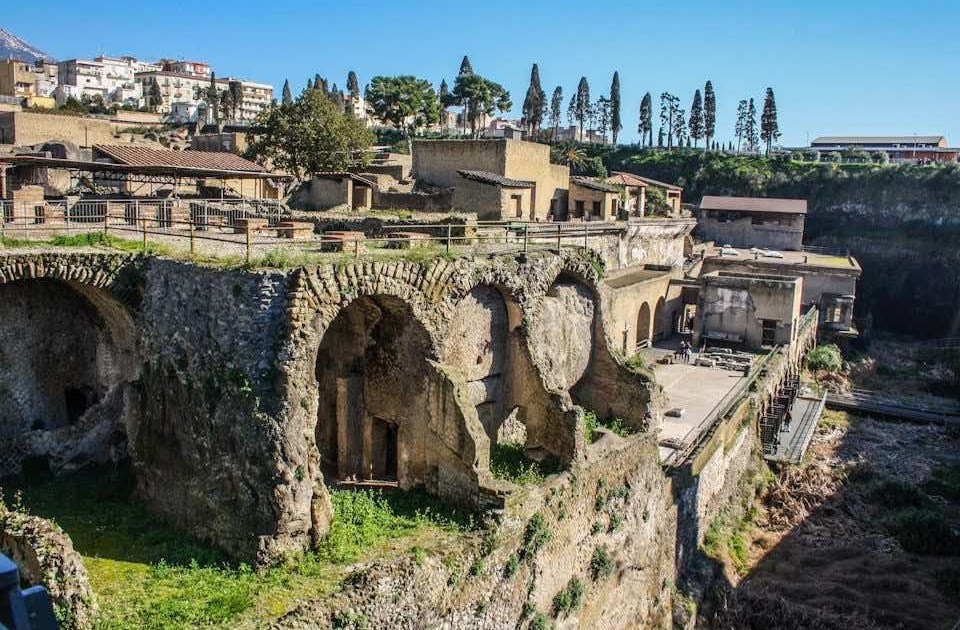 15 Best Things To Do In Naples (2025 Edition)