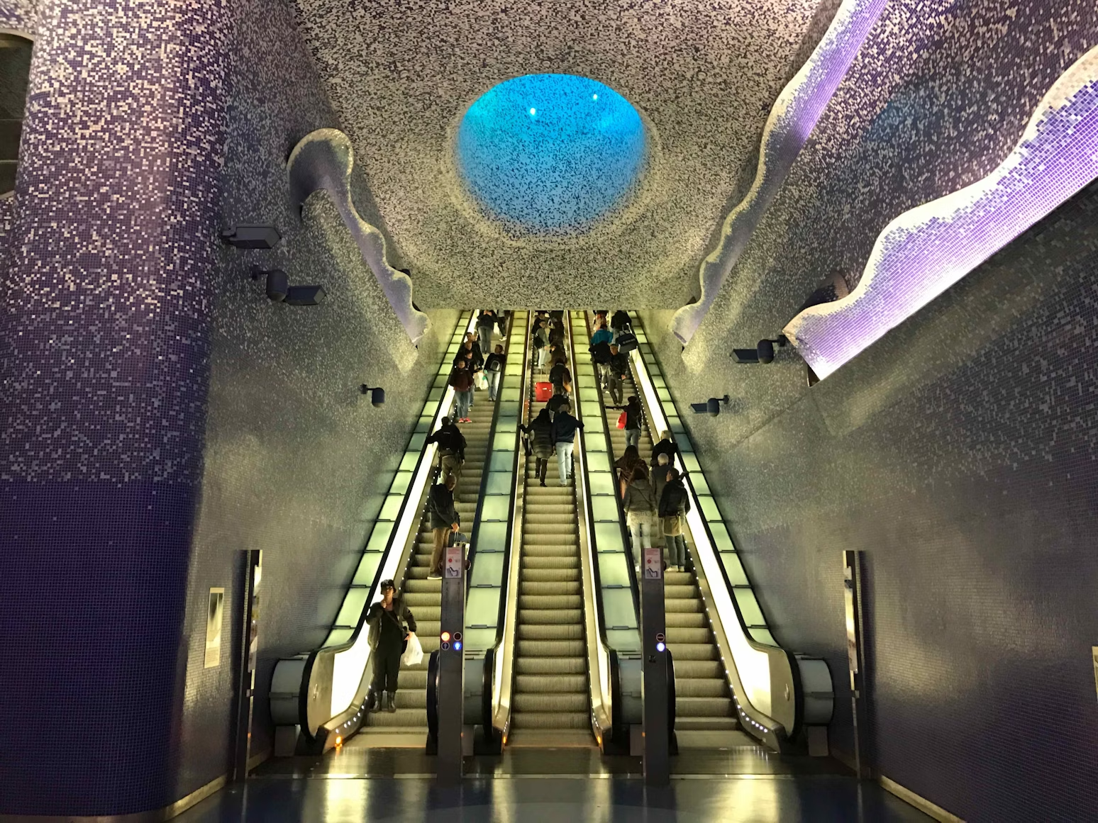 Best Things To Do In Naples – Linea 1 Metro Art Stations