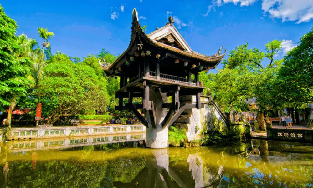 Things To Do In Hanoi - One Pillar Pagoda & West Lake