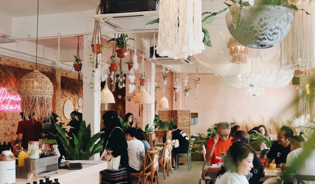 23 Trendy JB Cafes To Visit Right Now 2025 Dusk by Mok Mok
