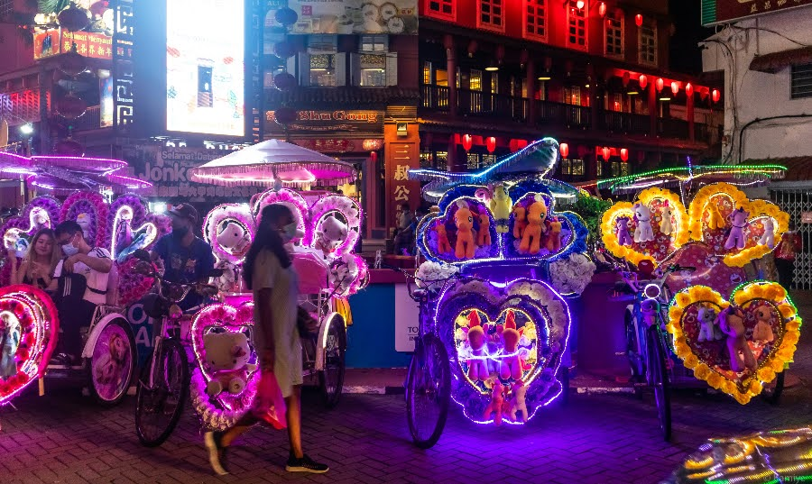 From Singapore to Malacca: Bus, Train, Plane or Car? (2025)