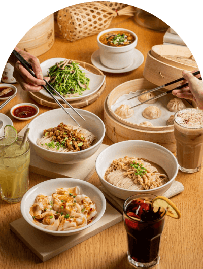 Din Tai Fung xiao long bao, la mian and dumplings in bamboo steamers