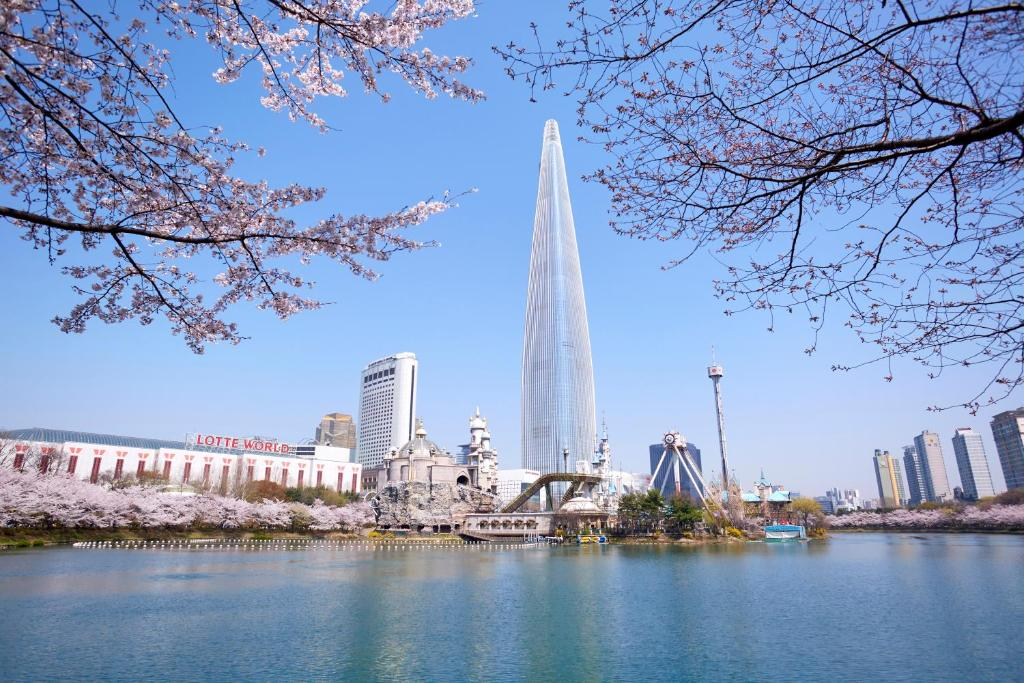 Lotte World Seoul - Lotte Hotel World