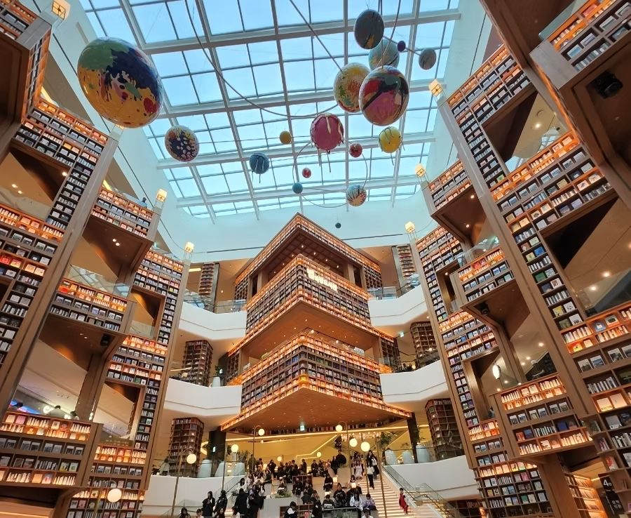 Things To Do In Seoul - Starfield Library (COEX)
