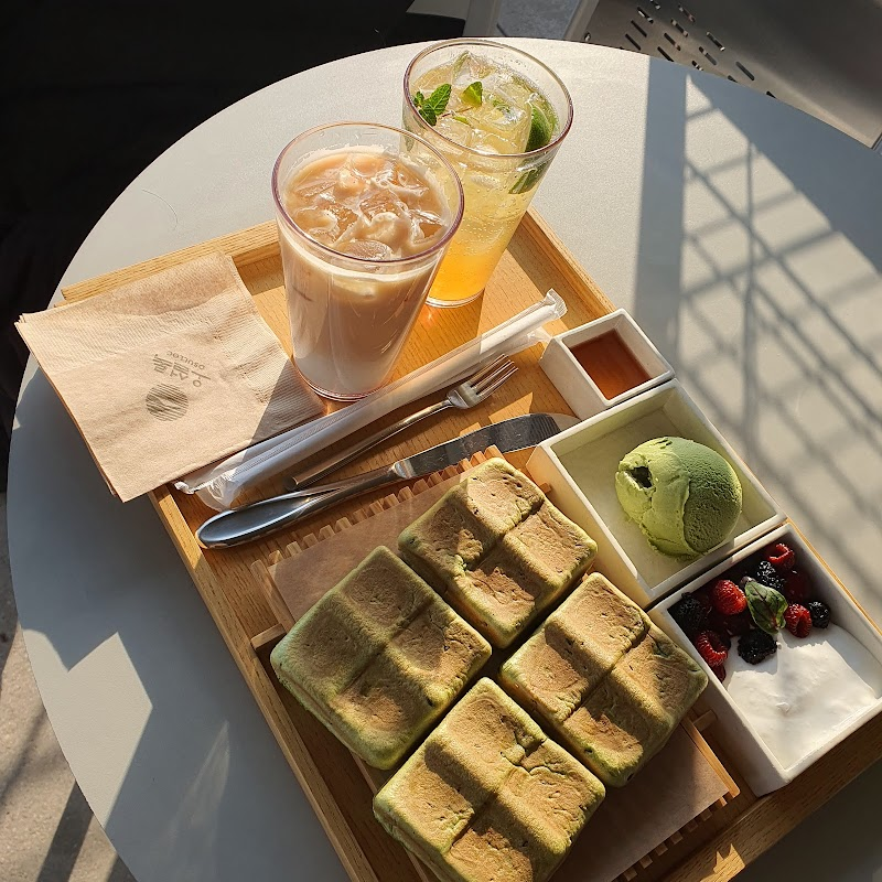 Things To Do In Seoul - Osulloc Tea House Bukchon