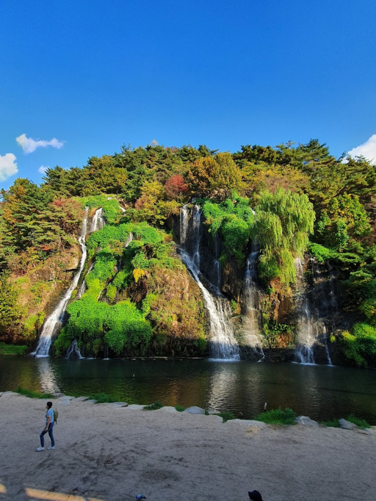 Things To Do In Seoul - Hongjecheon Artificial Falls