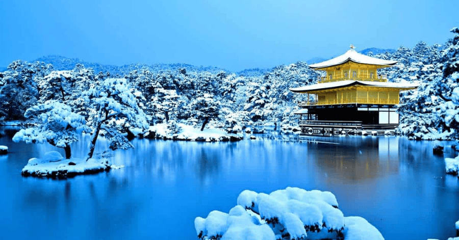 Things To Do In Kyoto - Kinkaku-ji Under Snow