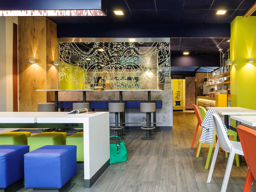 Top 17 Paris Hotels - Ibis Budget Paris La Villette 19ème