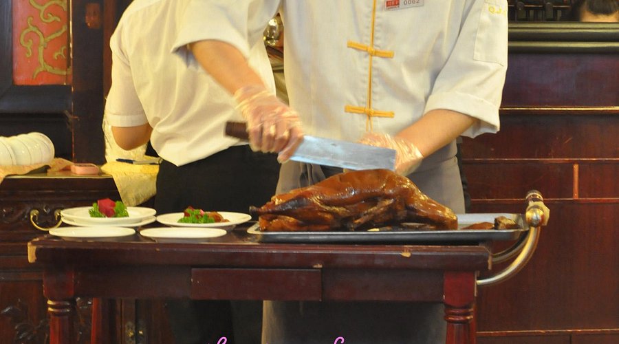 things to do in beijing: Peking Duck at Quanjude