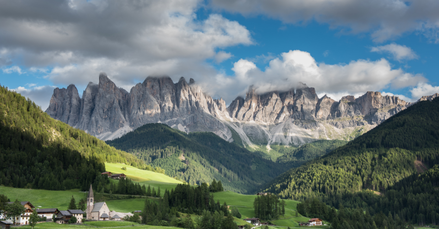 Dolomites, Italy Beginner's Guide (2025): Where to Go, Stay, and Explore