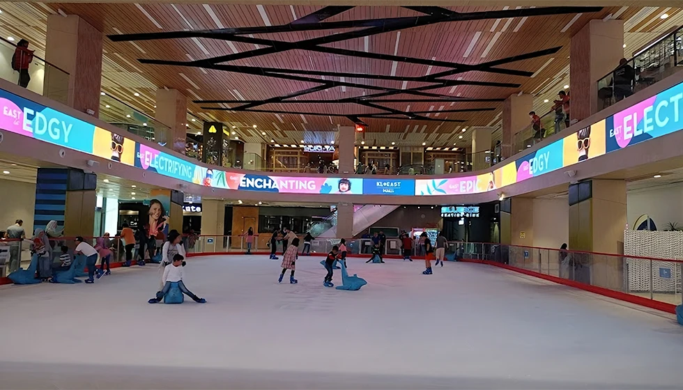 Paradigm Mall JB - Blue Ice Skating Rink