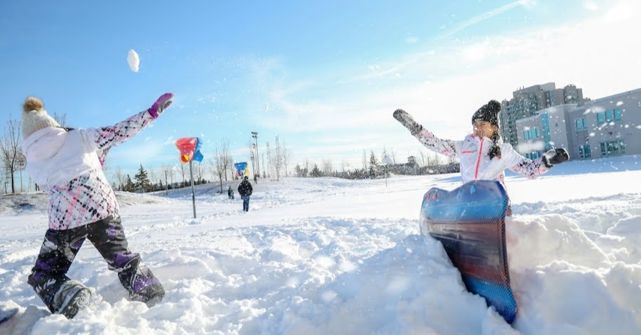 Winter Wear Singapore: 14 Best Places To Buy,  Rent & Save On Winter Clothes (2025)