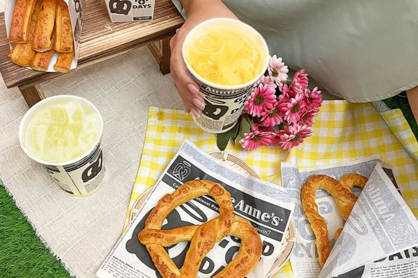 Komtar JBCC - Auntie Anne's & Pezzo