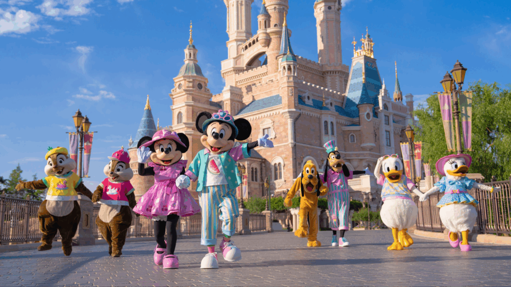 Shanghai Disneyland Opening Hours & Best Times to Visit