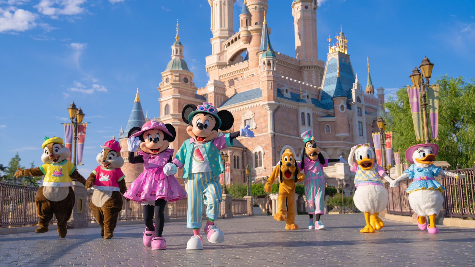 Shanghai Disneyland Opening Hours & Best Times to Visit