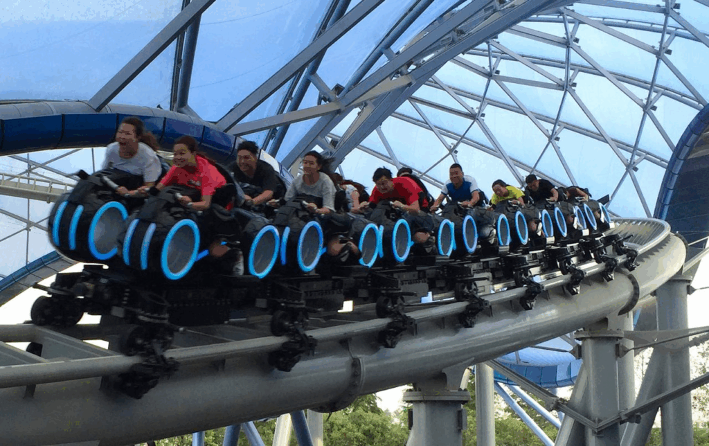 Shanghai Disneyland – TRON Lighcycle Power Run