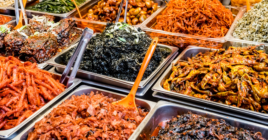 things to do in seoul: gwangjang market