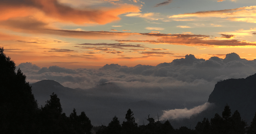 alishan taiwan sunrise