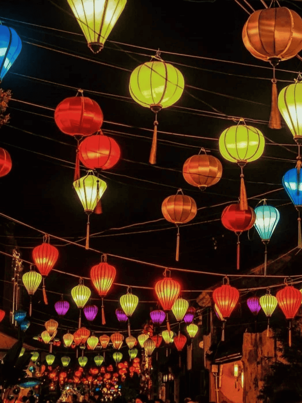 things to do in hoi an at night: lantern festival