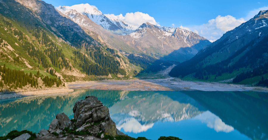 Standard Chartered Journey Credit Card: Miles, Lounge Access & Is It Worth It?