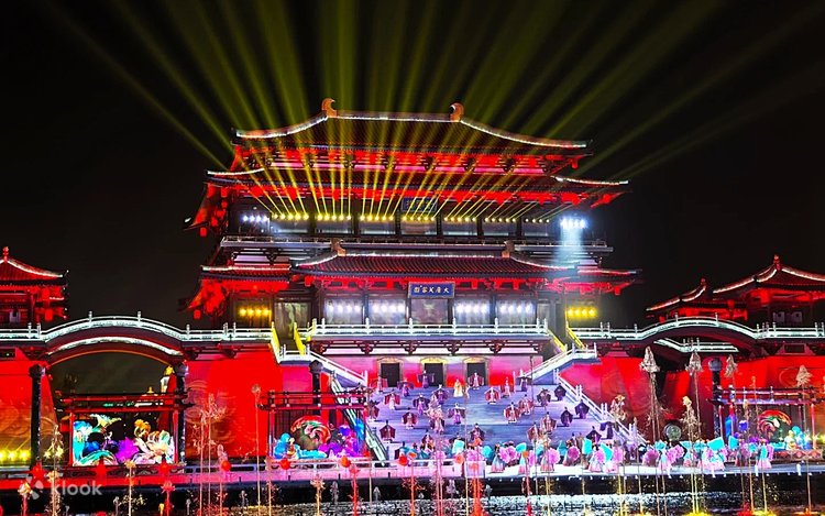 A night light show on a floodlit Tang-style palace at Tang Paradise