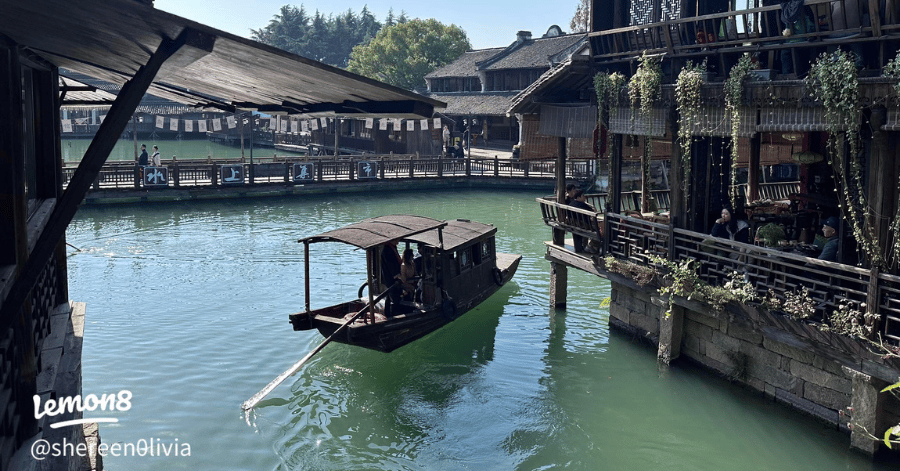 things to do in hangzhou: Day Trip: Wuzhen Water Town (乌镇)