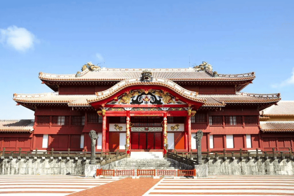The red lacquered Seiden main hall at Shuri Castle with golden dragon carvings