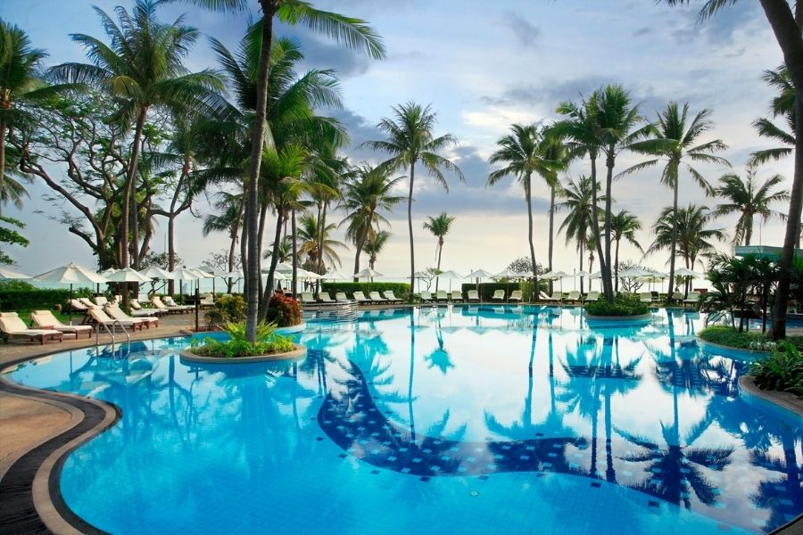 huahin-hotels-beachfront-best-deal