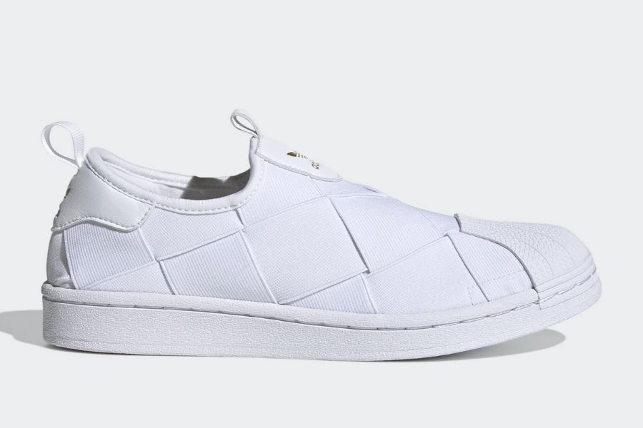 womens-white-sneakers